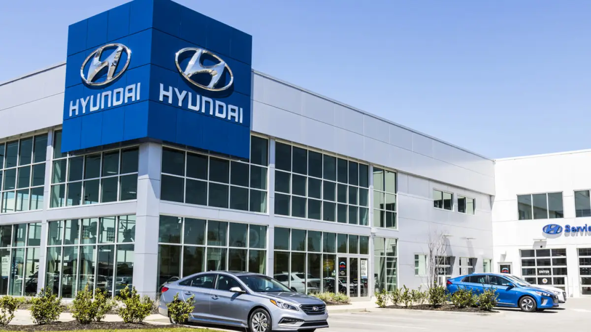 Hyundai Motors продава завода в Санкт Петербург, напускайки руския пазар.