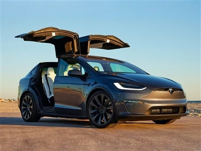 Tesla намали цените си