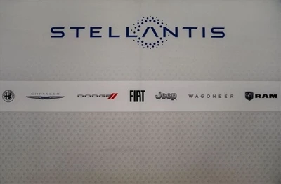 Над 350,000 превозни средства! Stellantis издава широкомащабно изтегляне в чу...