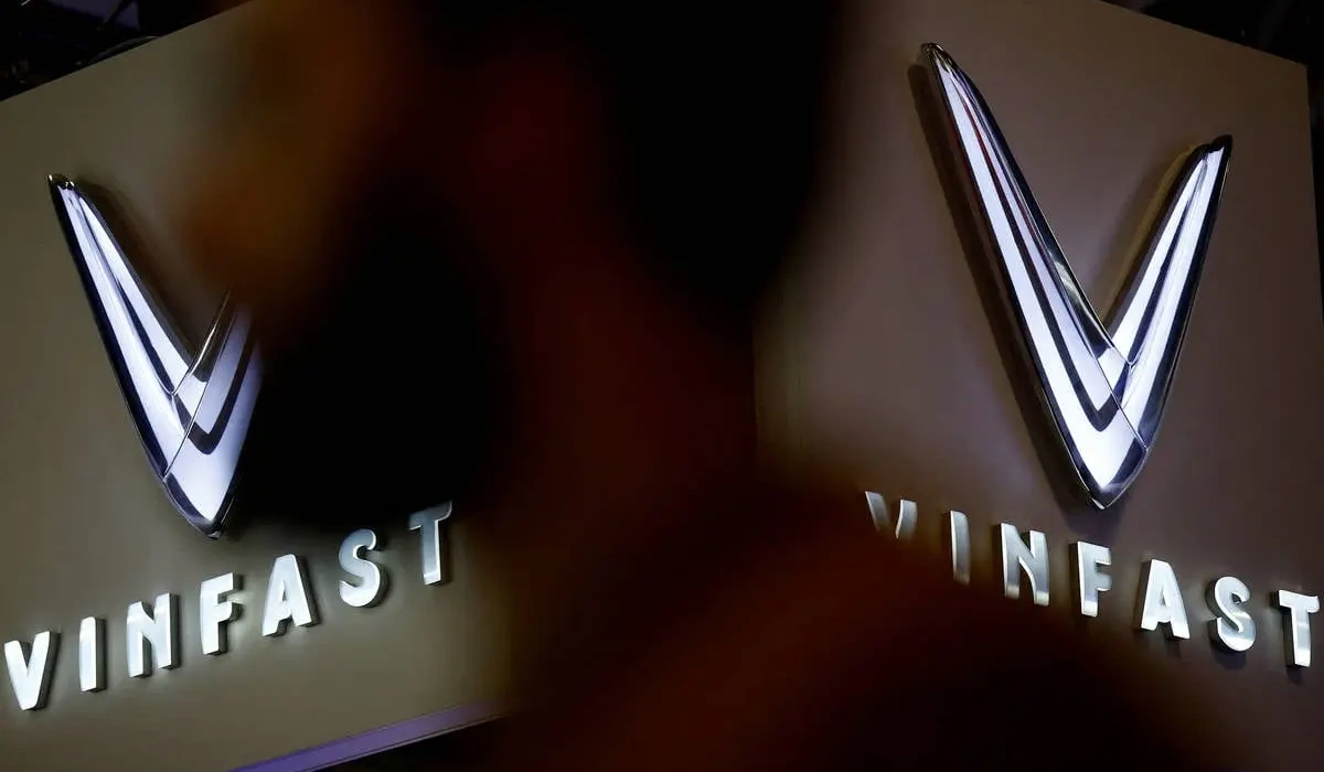 Виетнамският производител на електромобили VinFast намалява цените на вътрешн...